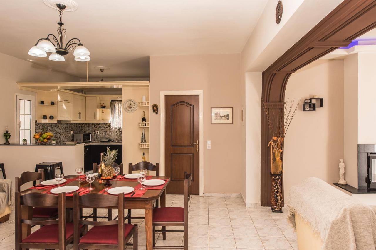 Kanelos Garden House Case de vacanță *