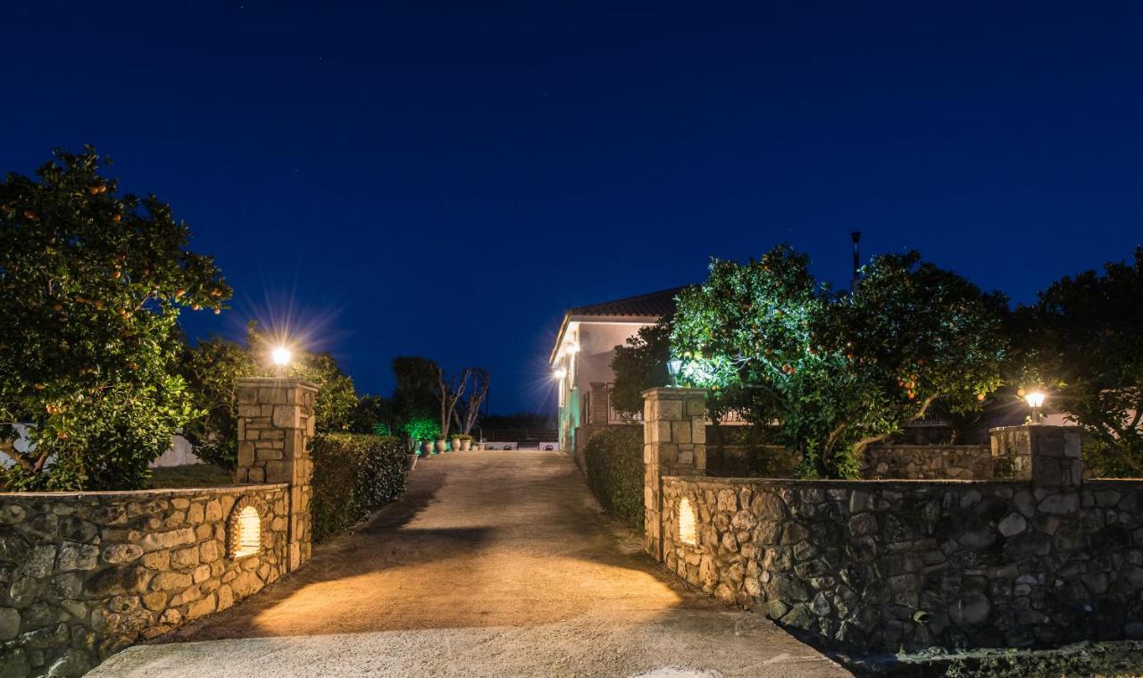 Kanelos Garden House